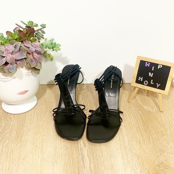 NINE WEST Strappy Stiletto Heel Square Toe Leather Black Size 7.5 M - Picture 1 of 9